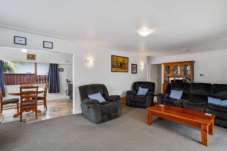 32 Manse Road Pahurehure_6