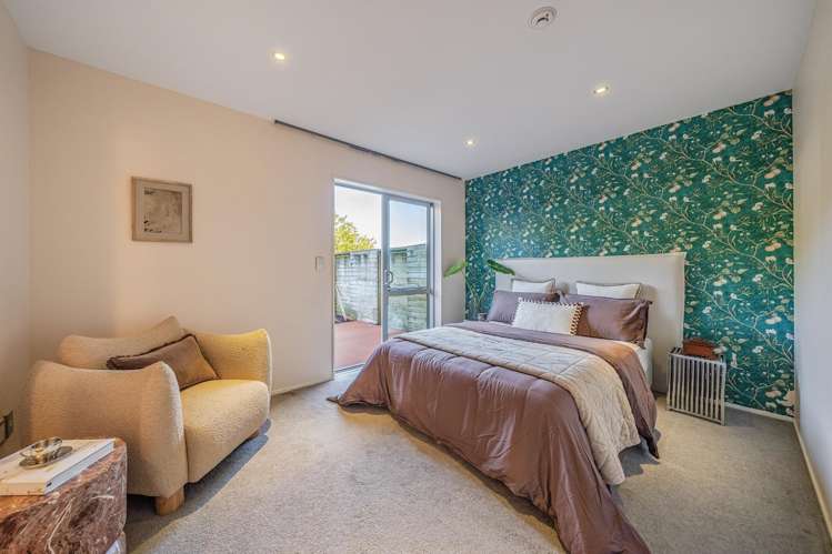 70 Saddleback Grove Karori_10
