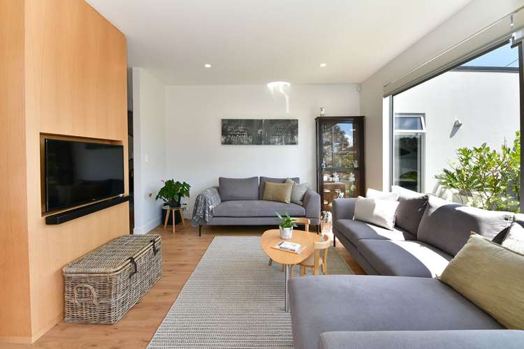 52 Walton Street Red Beach_12