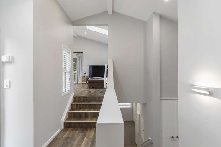 35b Taurus Crescent Beach Haven_11