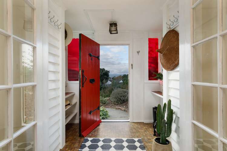 8 Messines Road Karori_12