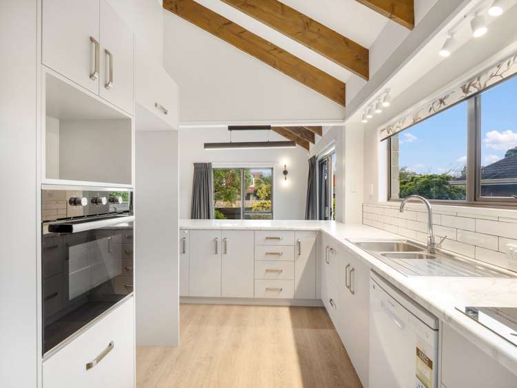 175 Amberley Avenue Highbury_16