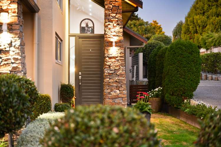 902 River Road Queenwood_1