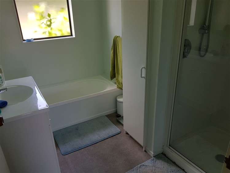 4 High Street Sefton_10