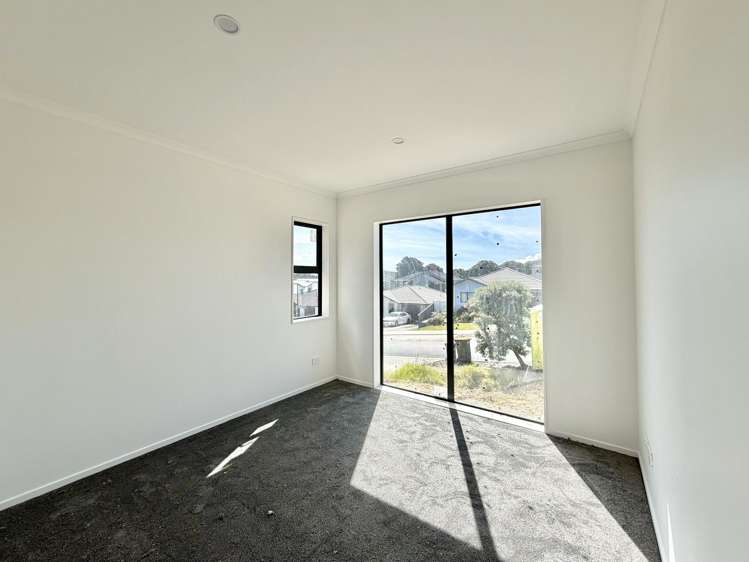 29 Pacific Heights Road Orewa_14