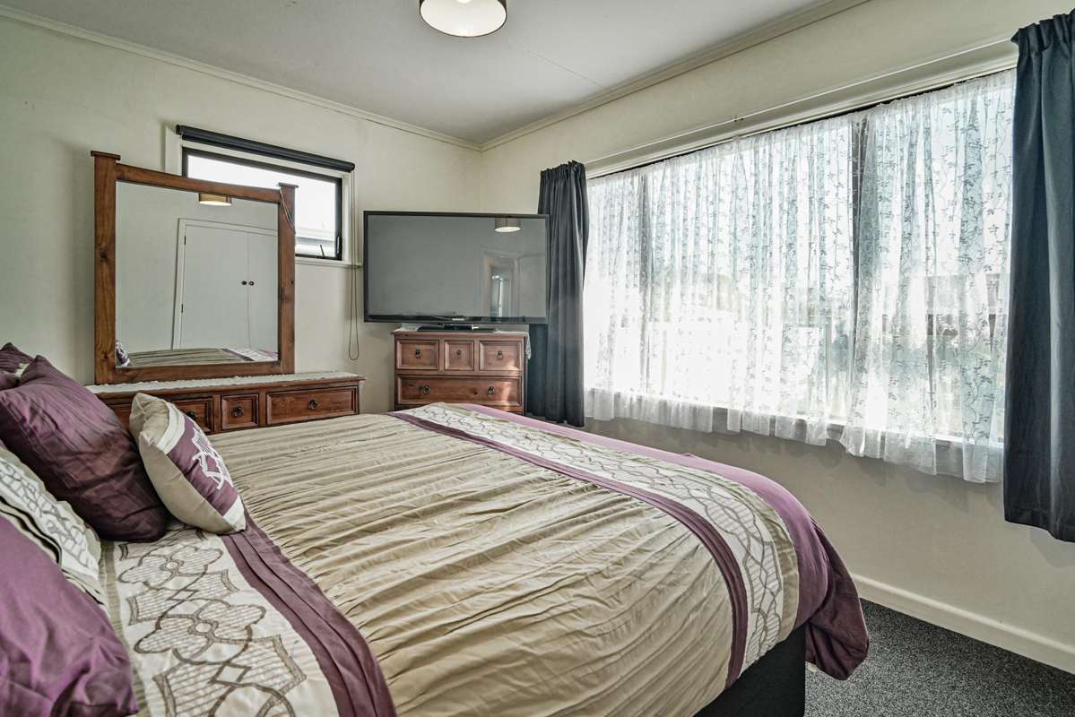 11 Lodge Road_5