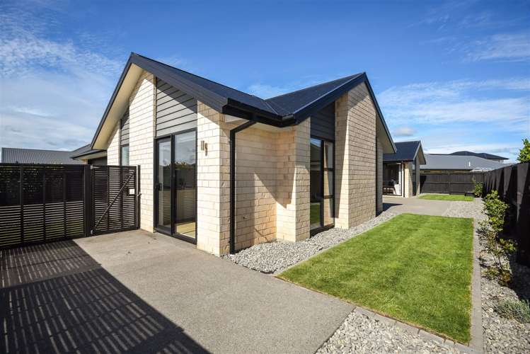 6 Maclaren Road Wigram_26