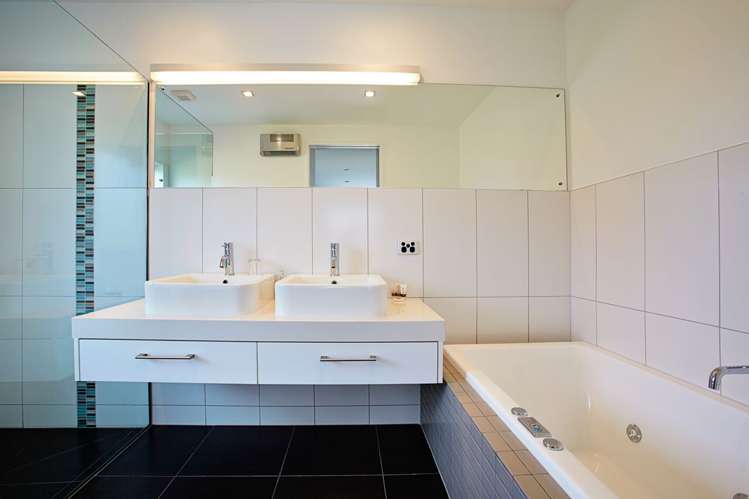 1 Kersage Drive Kaikoura Flat_15