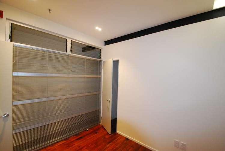 18/20 Egmont Street Te Aro_10