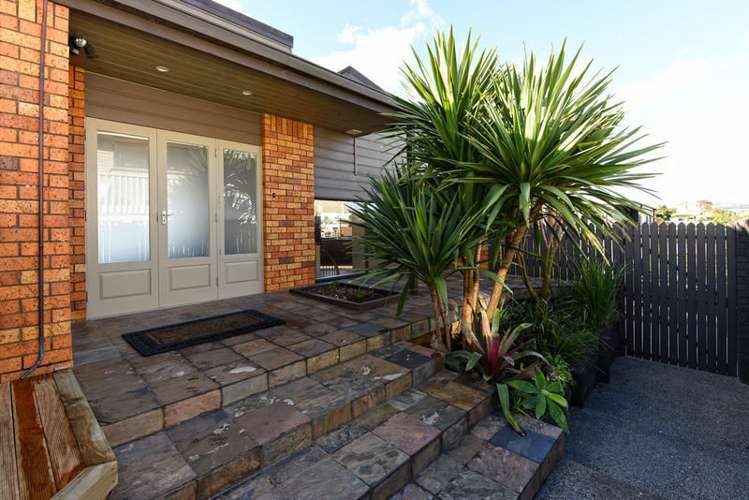 57 Hillcrest Road Otumoetai_5