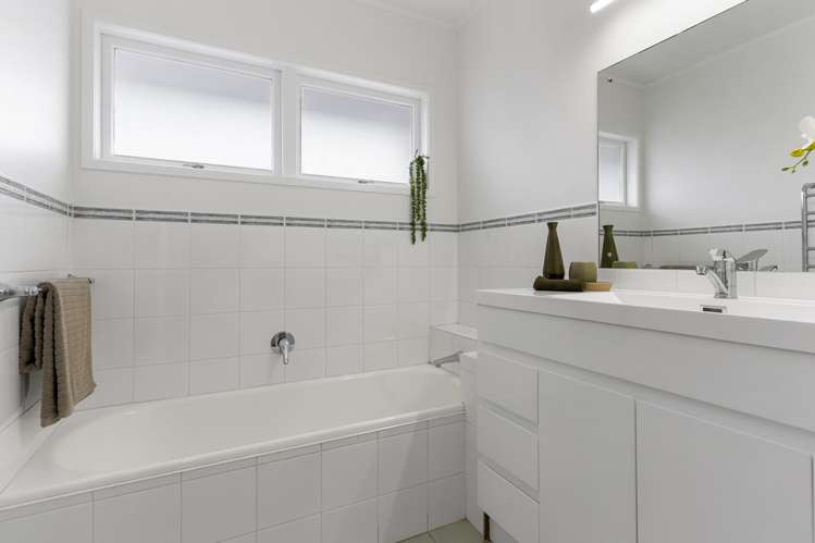 38 Merriefield Avenue Forrest Hill_15