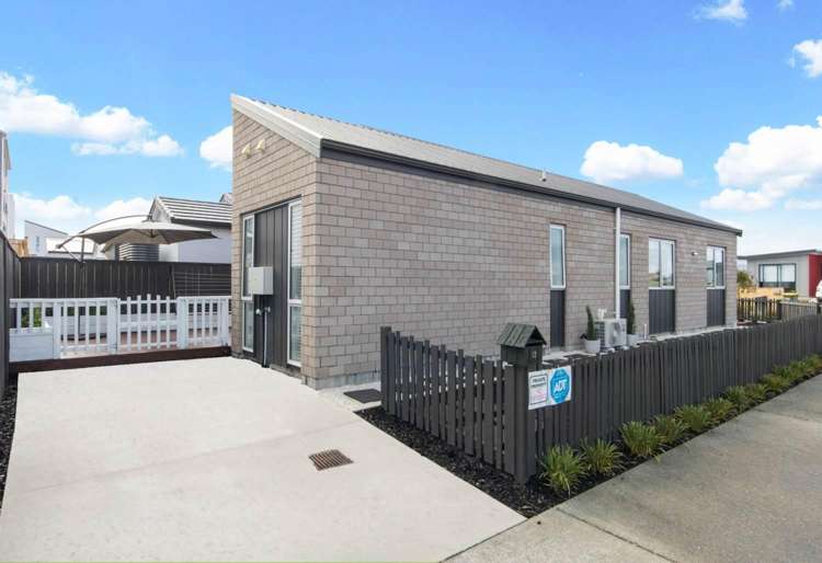12 Houhora Street Westgate_13