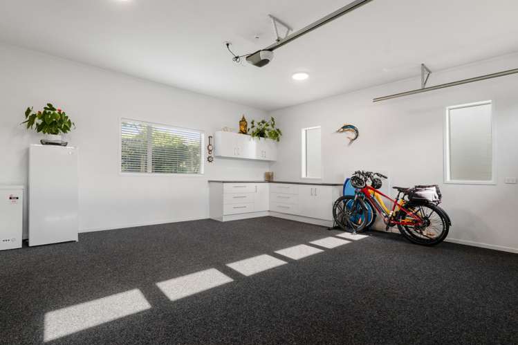 53 Papaunahi Road, Bowentown Waihi Beach_24