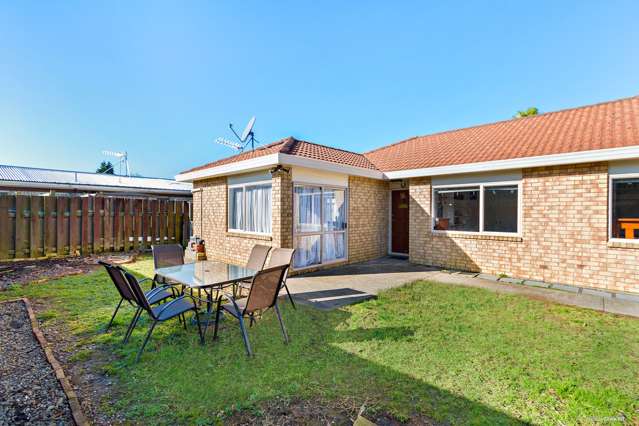 2/11 Russell Road Manurewa_2