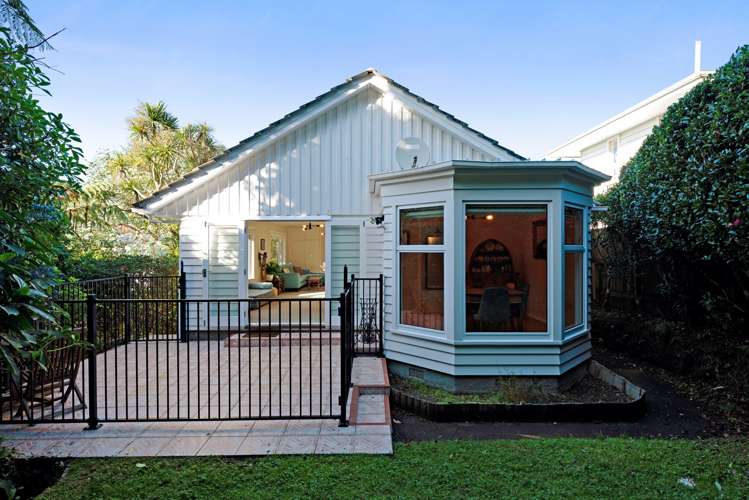 48 Homewood Crescent Karori_5