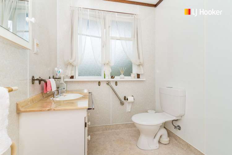 35 Glen Road Mornington_16