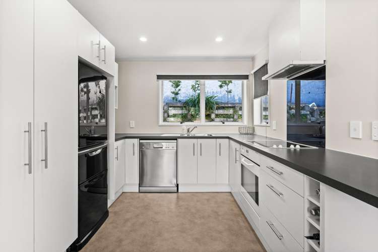 4A Lucy Road Bluff Hill_2