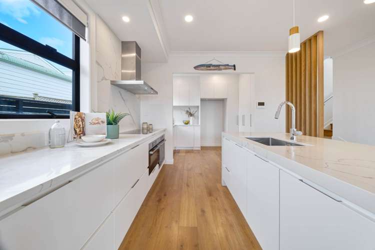 1 Beulah Avenue Rothesay Bay_10