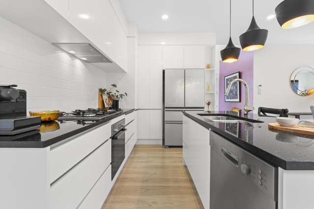 8 Dinning Road Riverhead_4