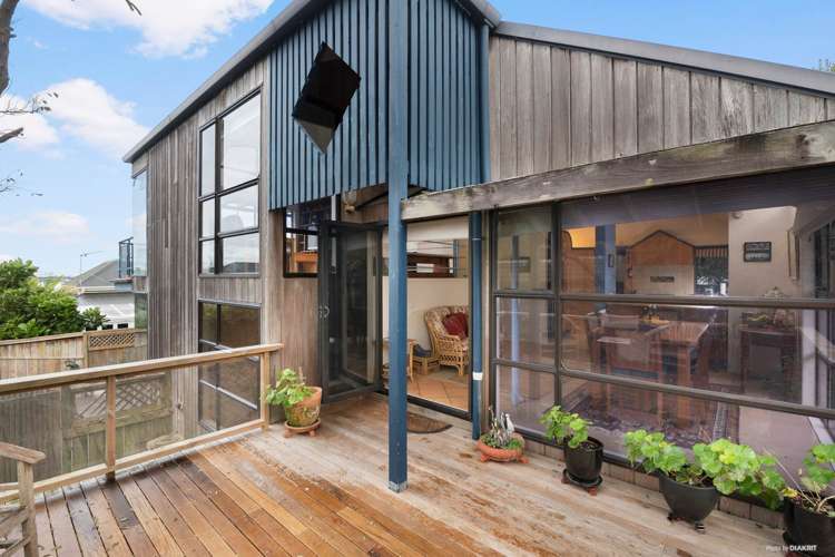 2/18 Richmond Avenue Northcote Point_0