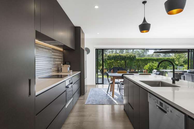 2 Burgundy Drive Martinborough_5