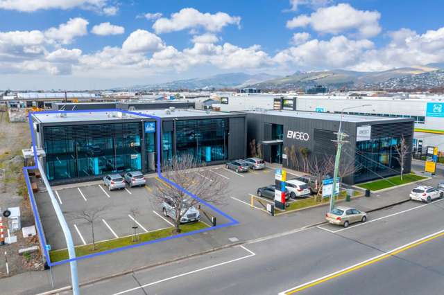 Modern Office, onsite parking