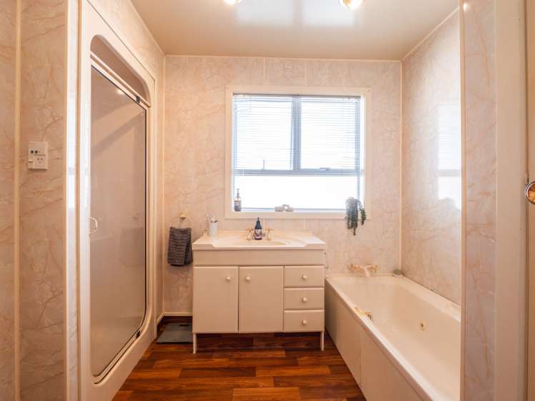 121 Main Road Fairfield_13