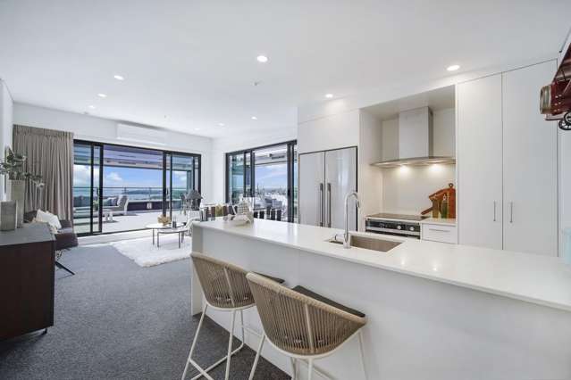 13B/100 Anzac Avenue 10015_4