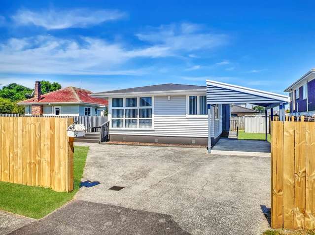 Must Sell–Stunning Fully Renovated Standalone Home