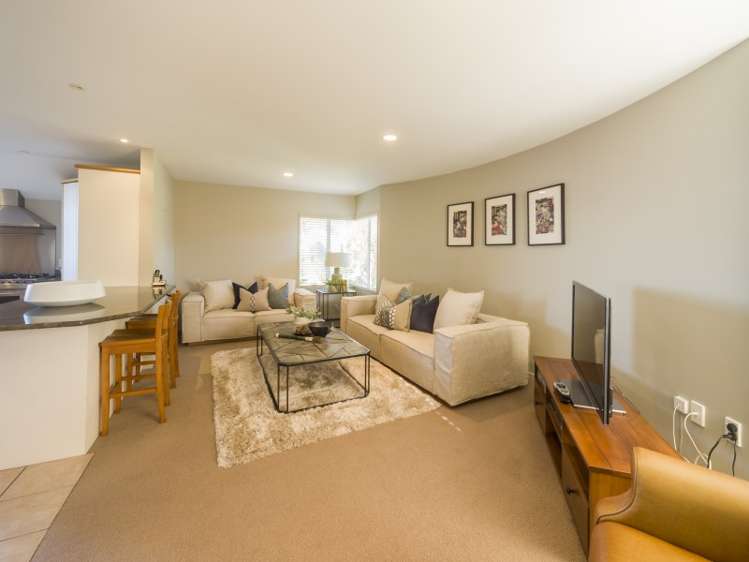 31 Churchill Road Murrays Bay_7