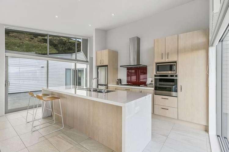 49 Red Beech Avenue Woodridge_2