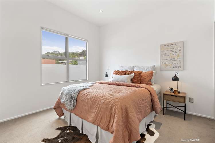 65 Saddleback Grove Karori_7