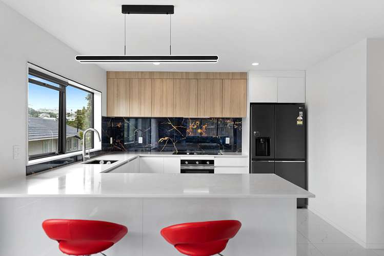 25A Athena Drive Totara Vale_2