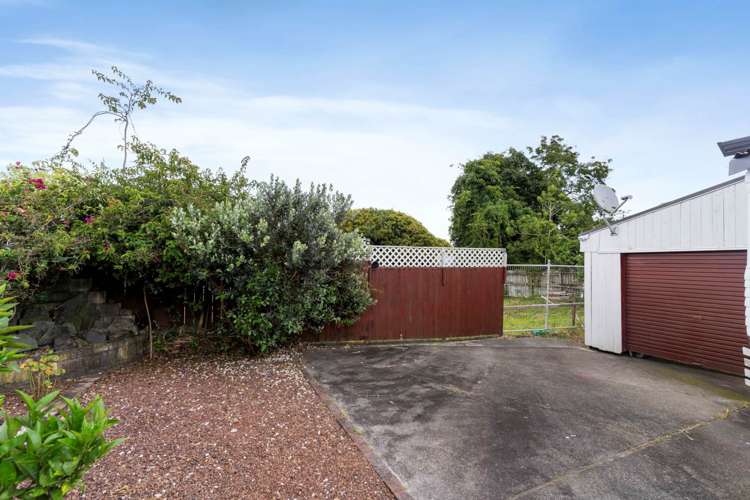 2/1 Scotts Road Manurewa_9