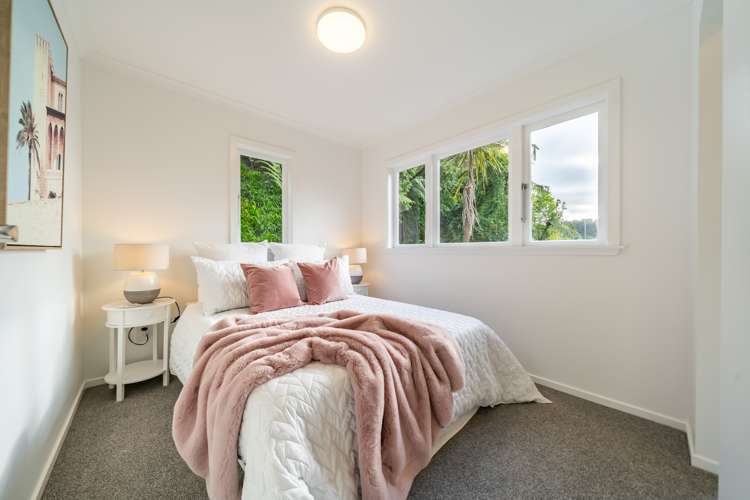 22 Miromiro Road Normandale_13