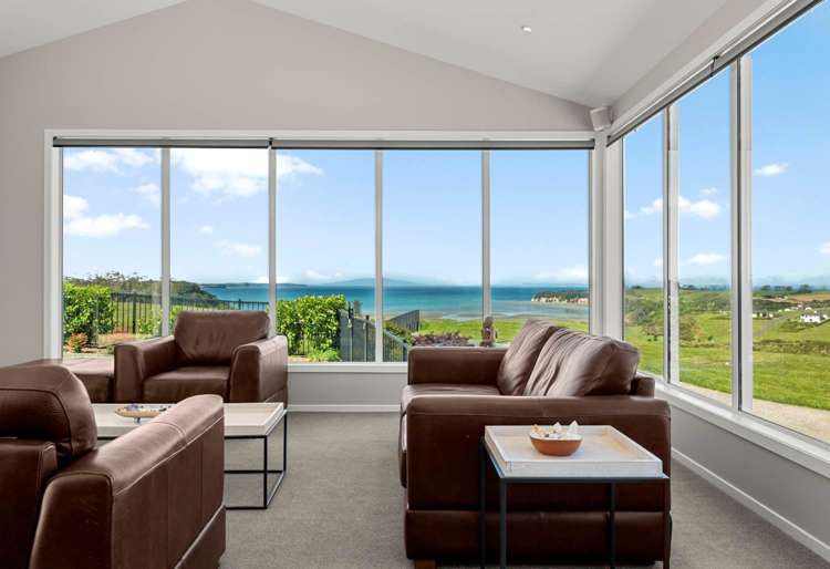 14 Rongoa Road Okura Bush_12