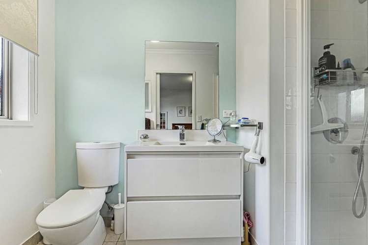 82 Huntington Drive Huntington_7