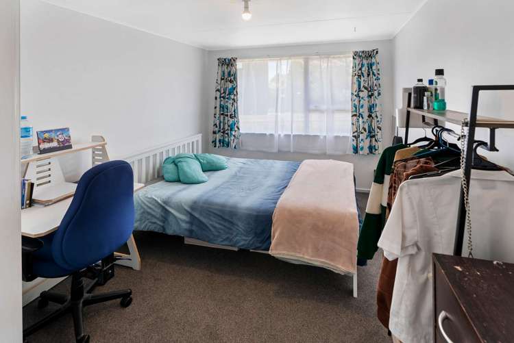 4 John Road Fairy Springs_11