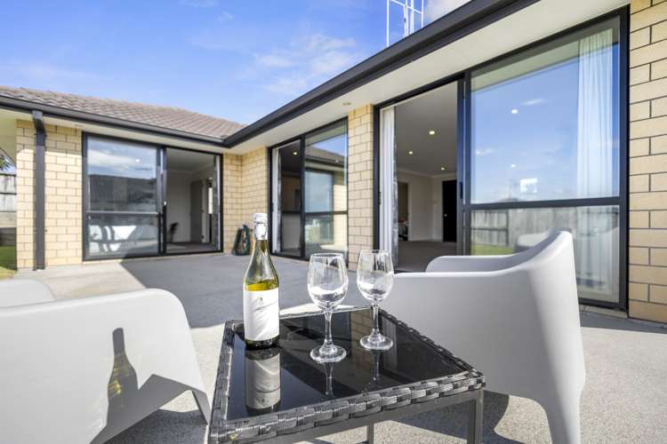 16 Galloway Crescent Pyes Pa_1