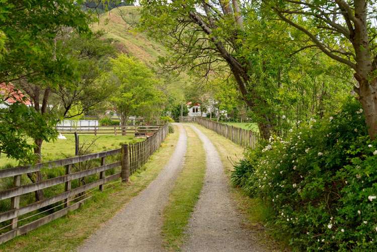 70 Waihora Road Riversdale Beach_36