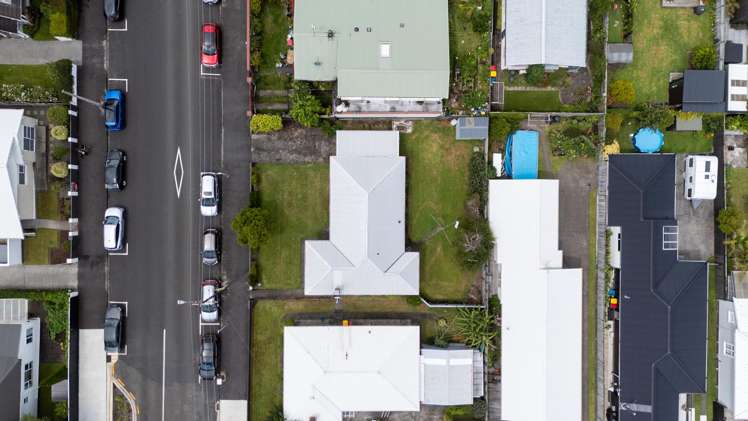 74 Gover Street New Plymouth Central_27