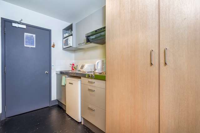 207/133 Beach Road Auckland Central_2