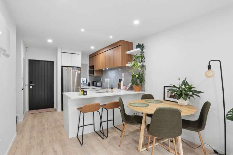 3/16 Reynella Drive Massey_3