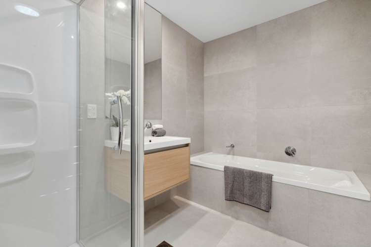32 Brookview Drive Flat Bush_10
