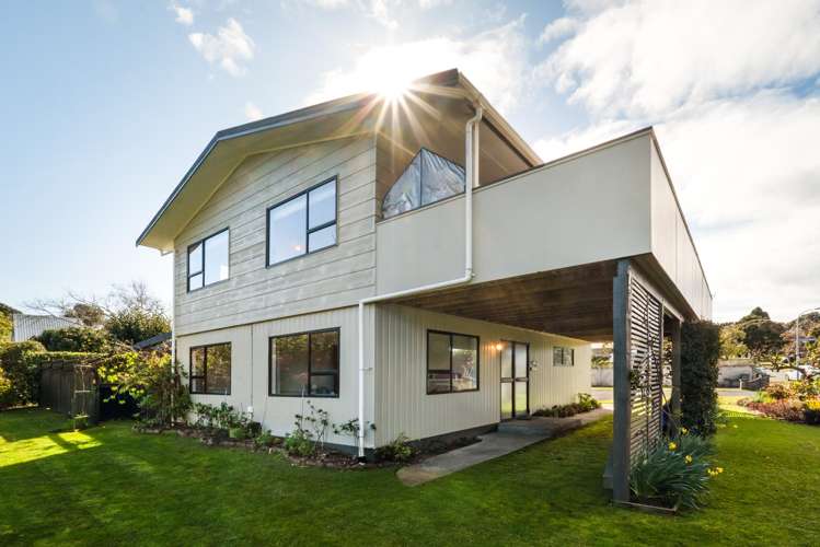 11 Pohutukawa Drive Athenree_1