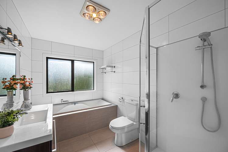 2 Bintulu Place Fairview Heights_12