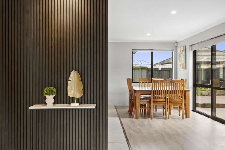 73 Moonlight Drive Rototuna North_1