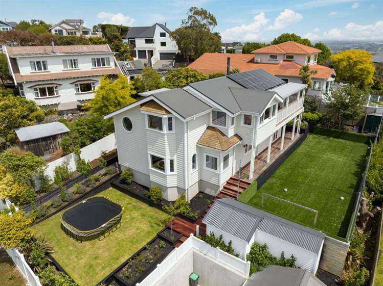 Scottish football fan builds house in NZ with its own astro turf pitch