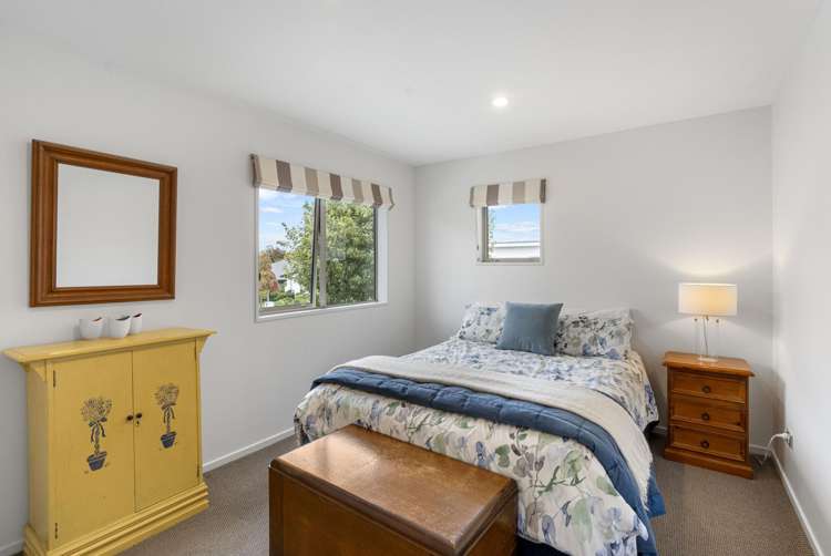 36 Applefield Court Northwood_18