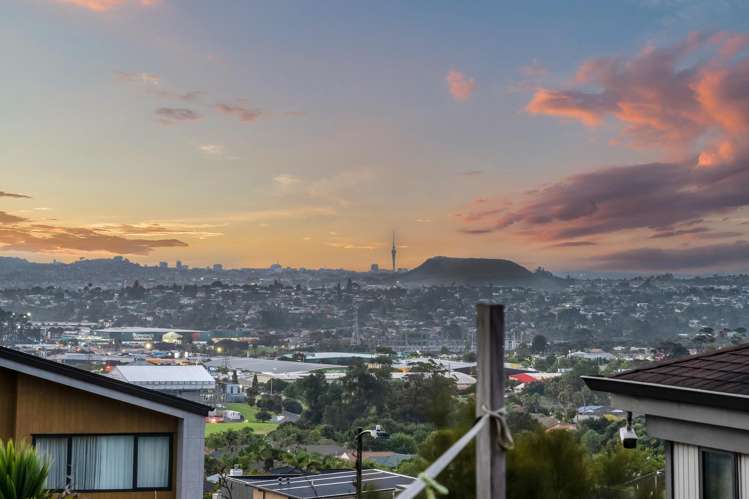 62 Armstrong Farm Drive East Tamaki Heights_39